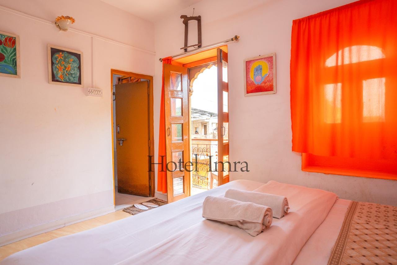 Hotel Imra gallery image 1